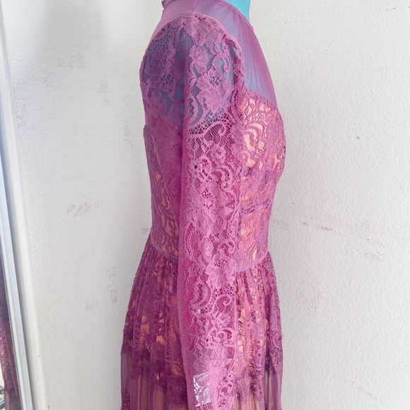 MAROON BERRY TADASHI SHOJI LACE CORSET MIDI DRESS SZ 6 - Picture 10 of 15